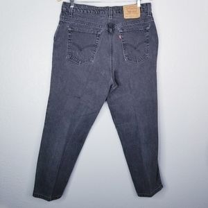VTG Levi’s 551 Relaxed Fit Tapered Leg Mom Jeans